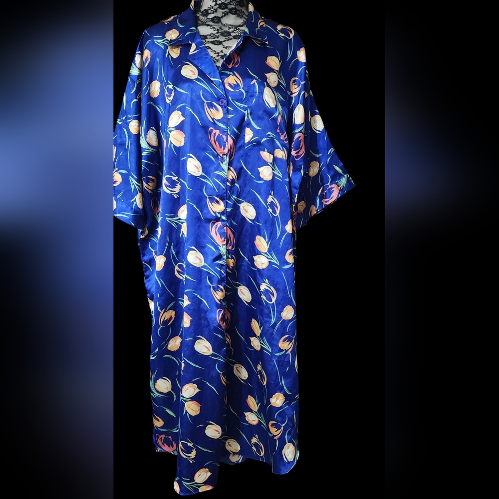 Vintage Nightshirt A'Milano Intimates  Blue Floral Satin One Size Pajamas
